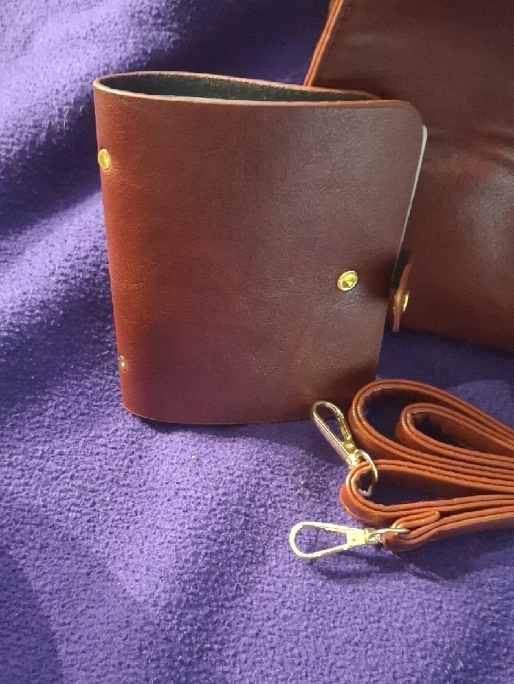 Classic Burgundy Satchel with Matching Pouch and Wallet - Picture 2 of 8
